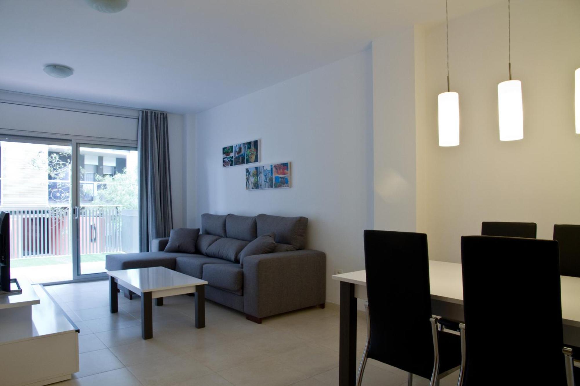 Rentalmar Paradise Families Only Con Parking Salou Exterior foto